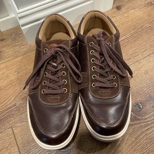 Mens brown Memory Foam shoes